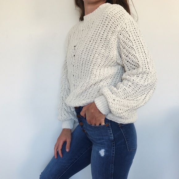 H&M Sweaters - Chunky ivory puff-sleeve sweater